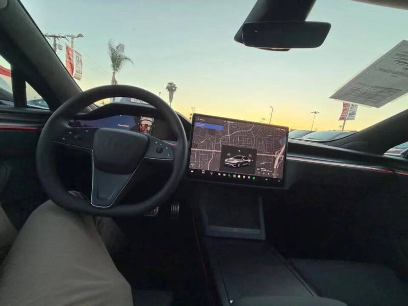2026 Tesla Model S Plaid
