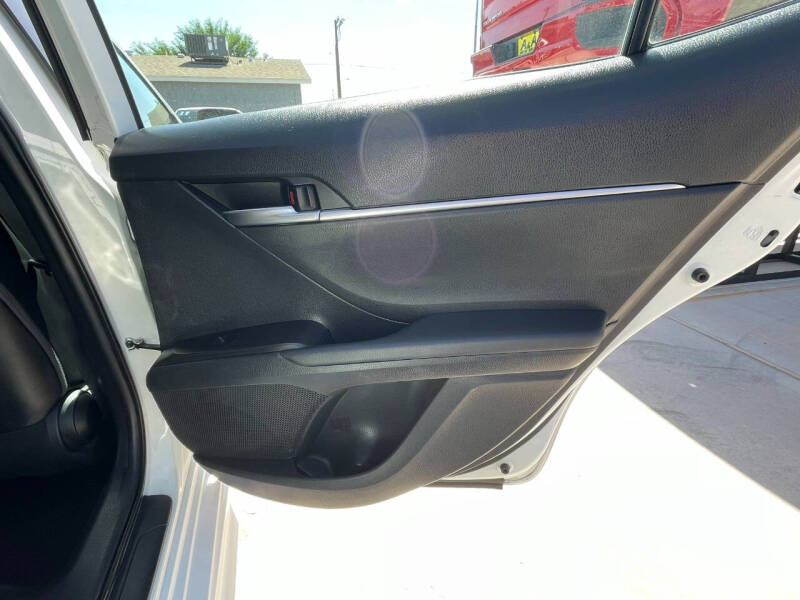 2021 Toyota Camry SE