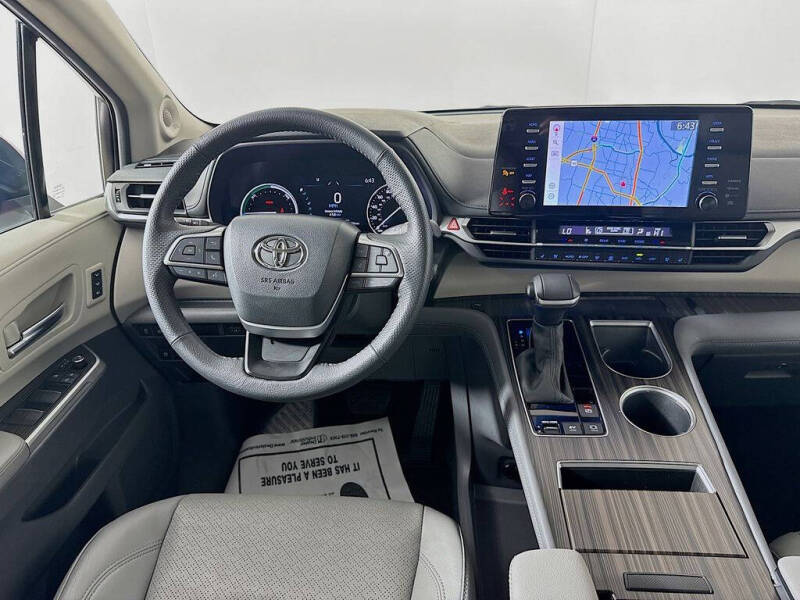 2024 Toyota Sienna Limited 7-Passenger