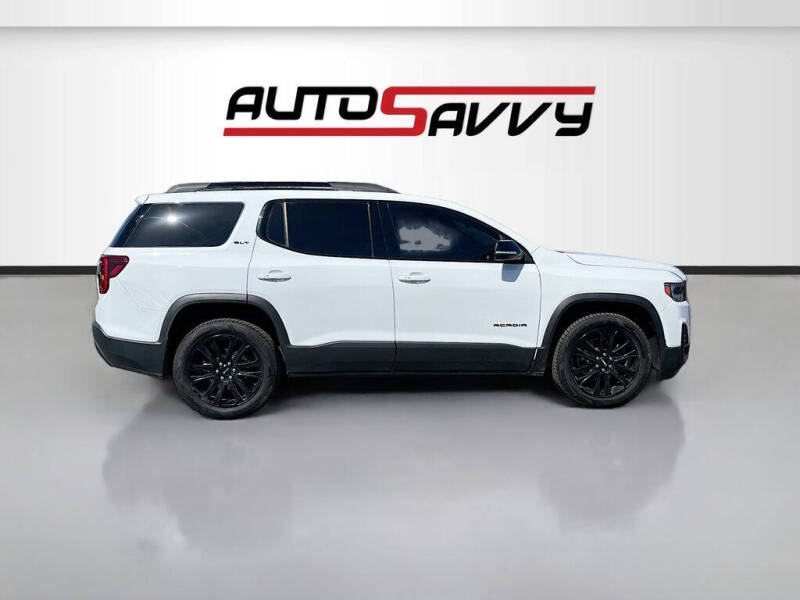 2022 GMC Acadia SLT