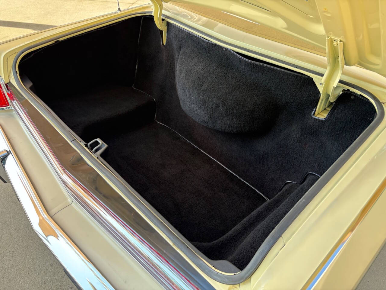 1976 Lincoln Continental 8