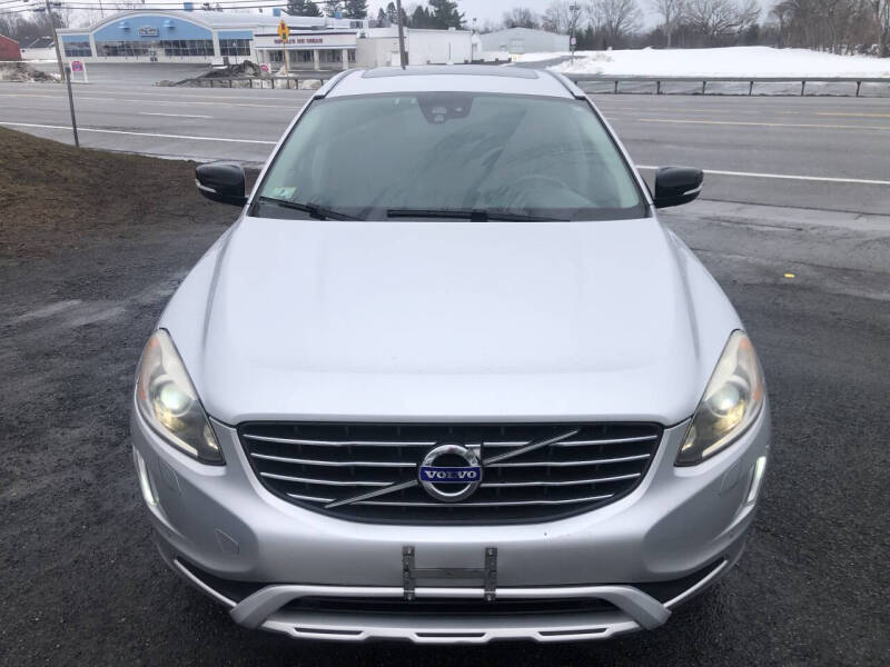 2017 Volvo XC60 T5 Dynamic