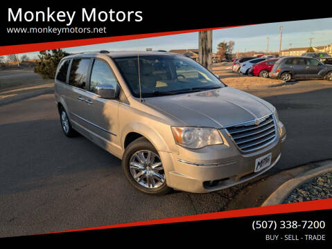 2009 Chrysler Town and Country