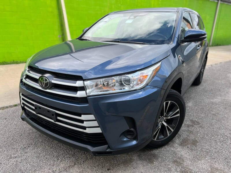 2019 Toyota Highlander for sale at M.I.A Motor Sport in Houston TX