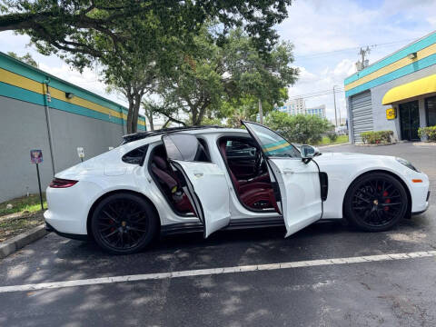 2018 Porsche Panamera