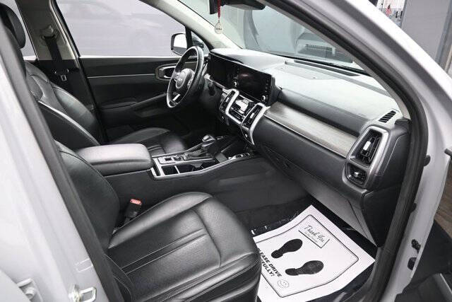 2023 Kia Sorento EX
