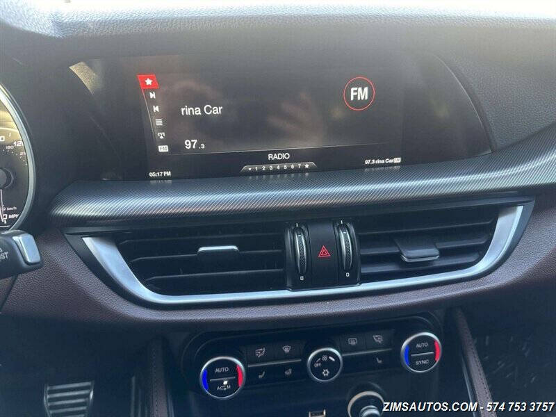 2018 Alfa Romeo Stelvio Sport