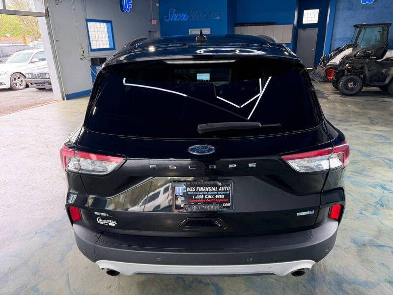 2020 Ford Escape SEL