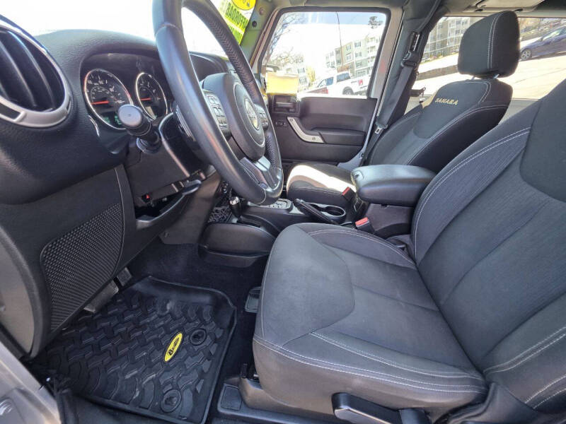 2016 Jeep Wrangler Sahara