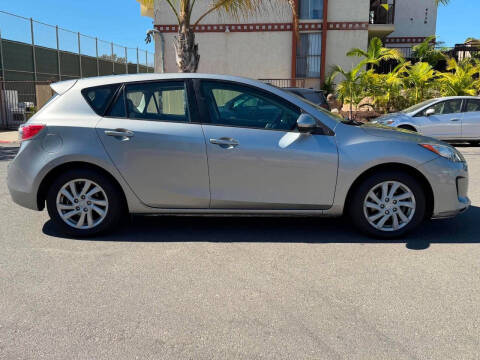 2012 Mazda MAZDA3 i Grand Touring