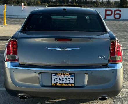 2011 Chrysler 300 C