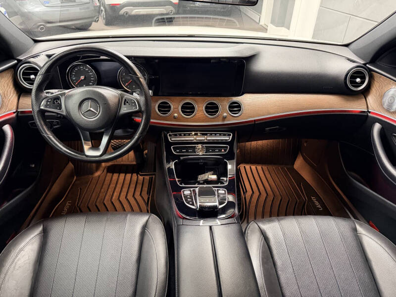 2017 Mercedes-Benz E-Class E 300 4MATIC
