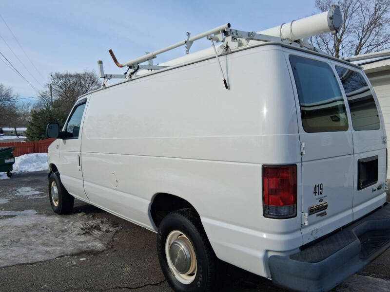 2011 Ford E-Series E-250