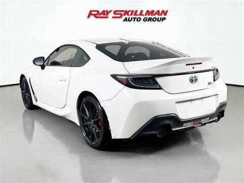 2025 Toyota GR86 Premium