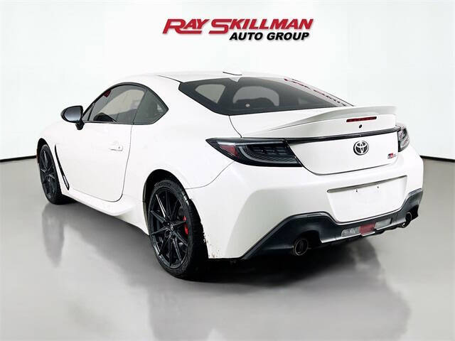 2025 Toyota GR86 Premium