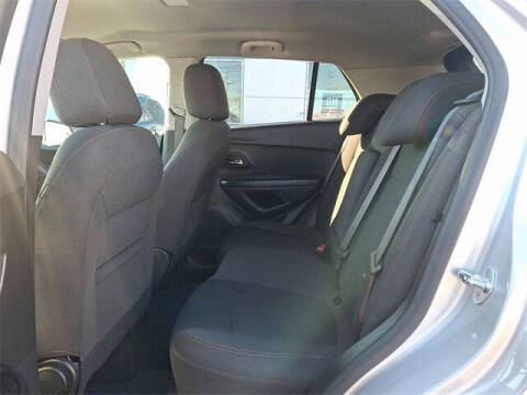 2022 Chevrolet Trax LS