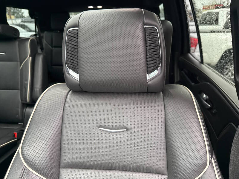 2021 Cadillac Escalade Sport