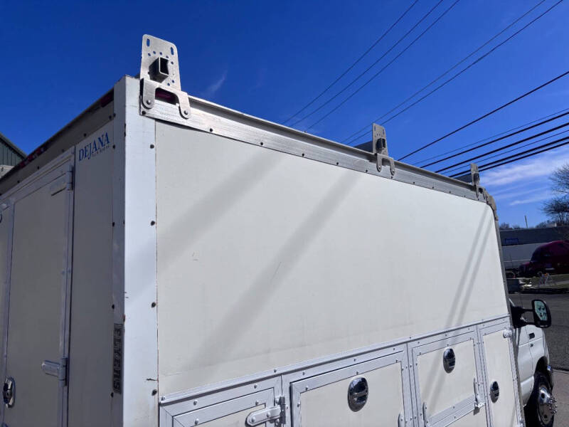 2012 Ford E-Series E-350 SD