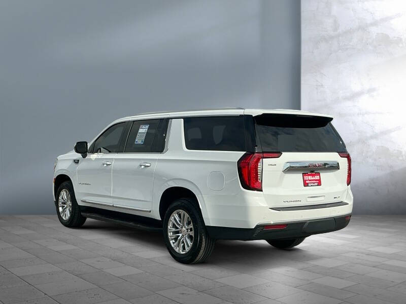 2023 GMC Yukon XL SLT