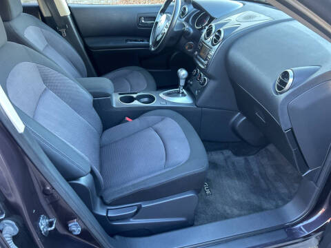 2013 Nissan Rogue SV w/SL Package