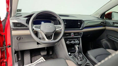 2023 Volkswagen Taos SEL 4Motion