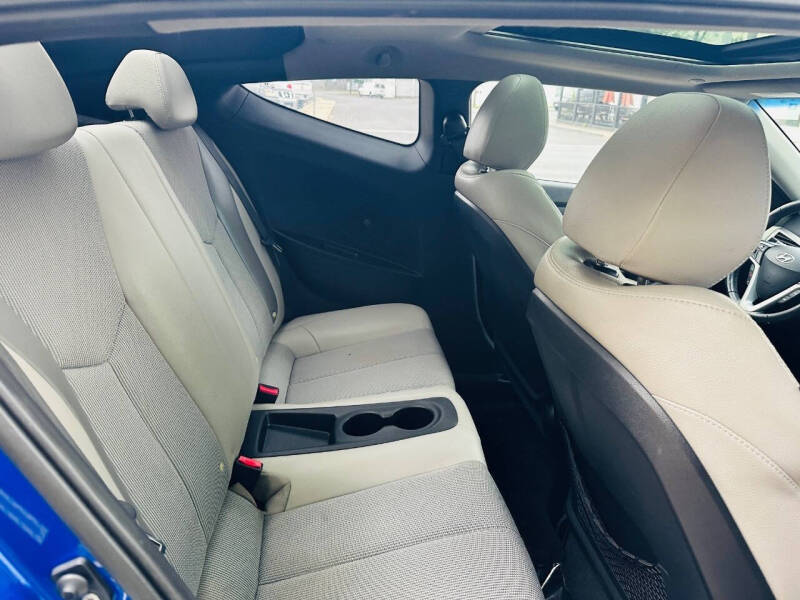 2012 Hyundai Veloster