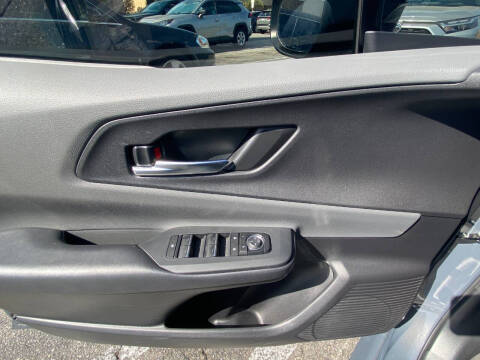 2024 Toyota Prius XLE