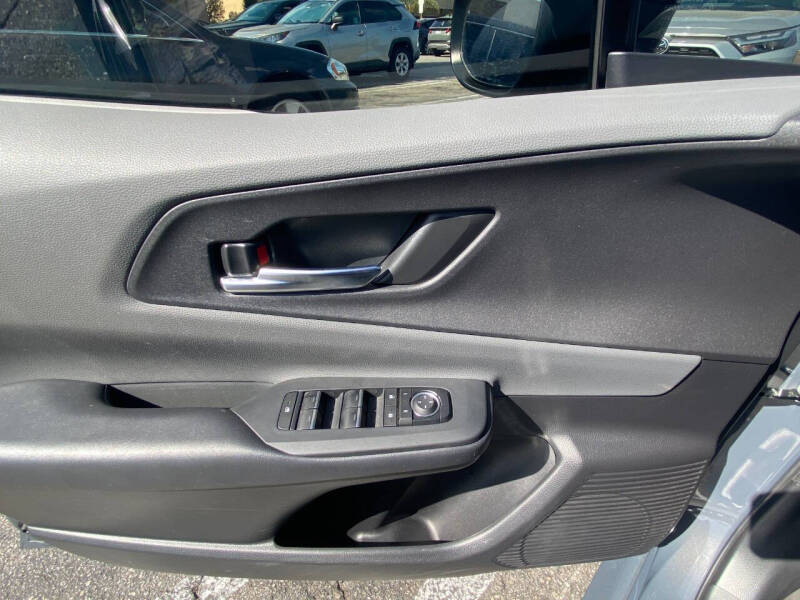 2024 Toyota Prius XLE