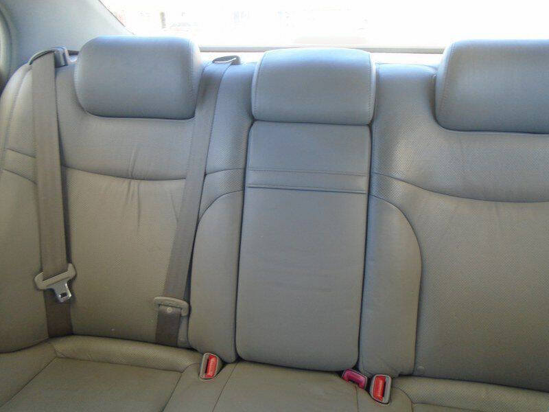 2005 Lexus ES 330