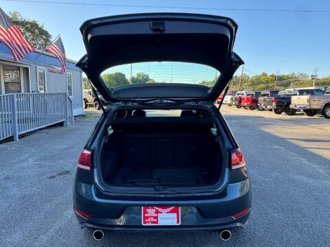 2018 Volkswagen Golf GTI SE