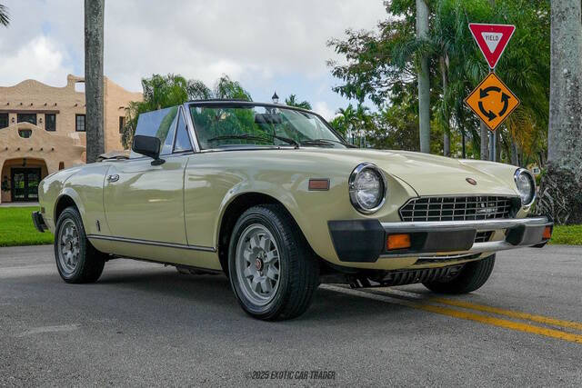 1982 FIAT 2000 Spider