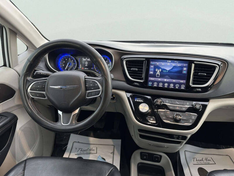 2018 Chrysler Pacifica Touring L