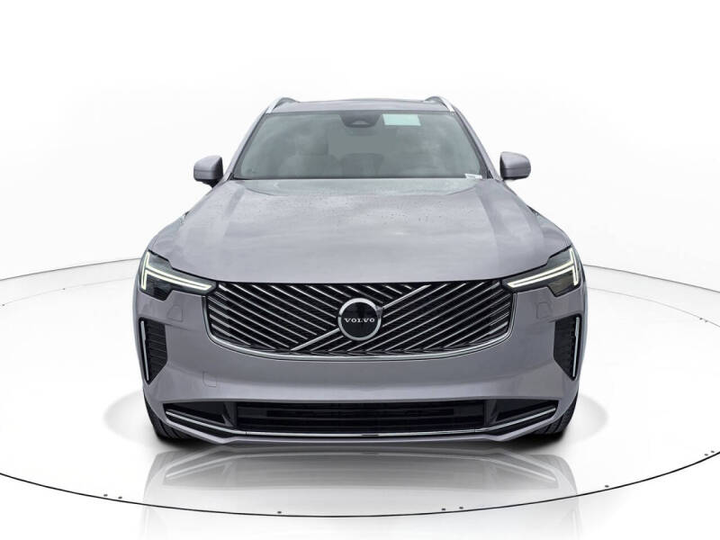 2026 Volvo XC90 B5 Core