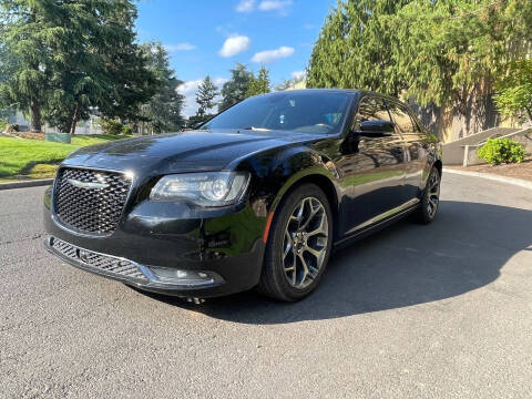 2018 Chrysler 300 S