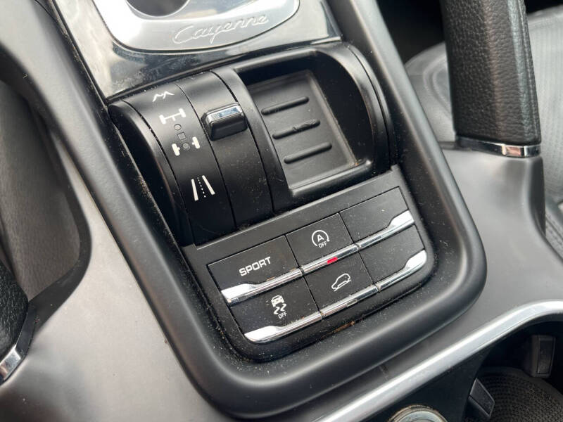 2011 Porsche Cayenne S