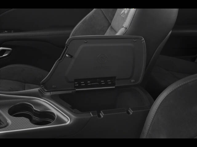 2018 Dodge Challenger 392 HEMI Scat Pack Shaker