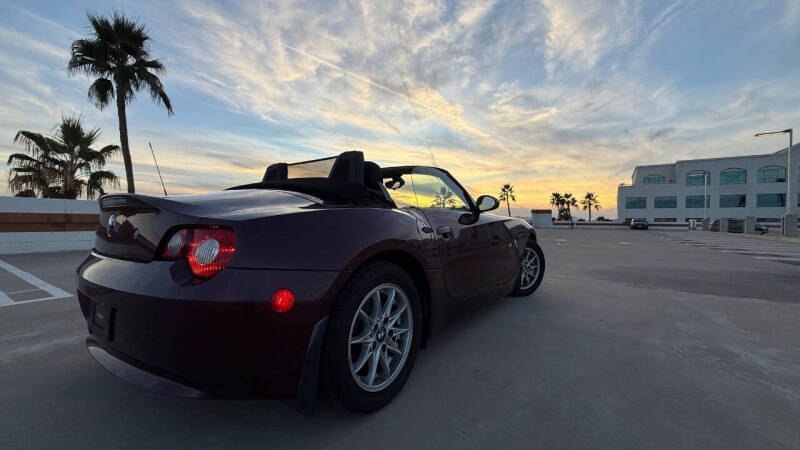 2005 BMW Z4 2.5i