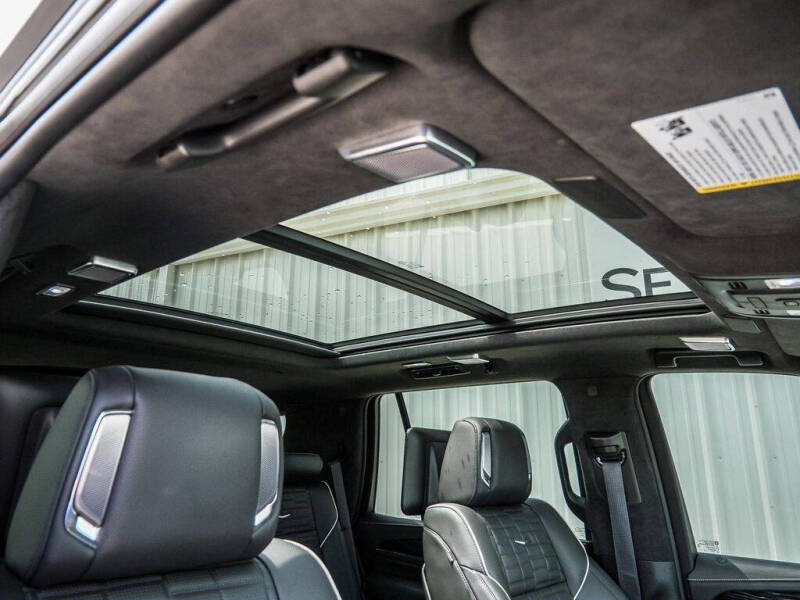 2023 Cadillac Escalade-V