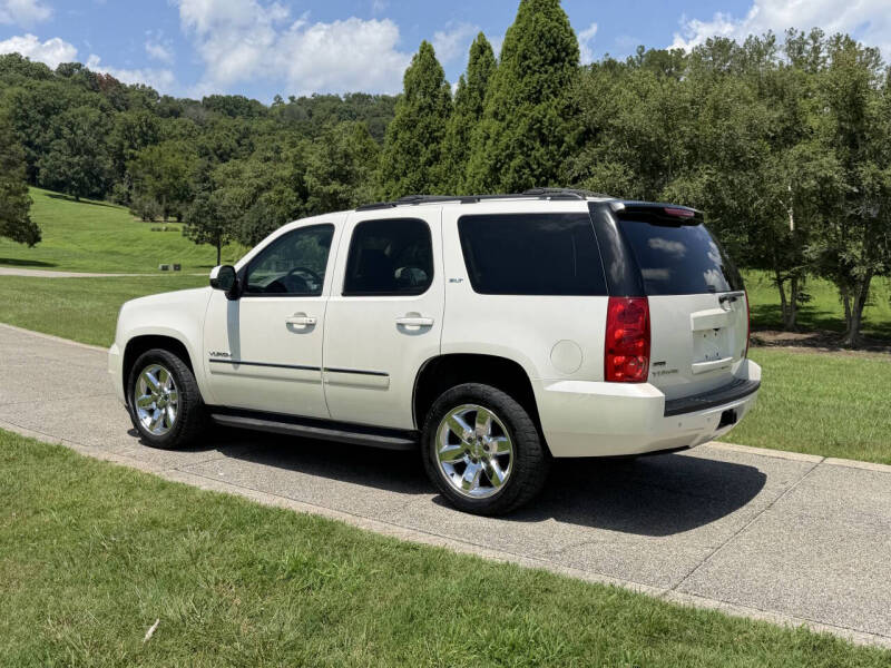 2011 GMC Yukon SLT