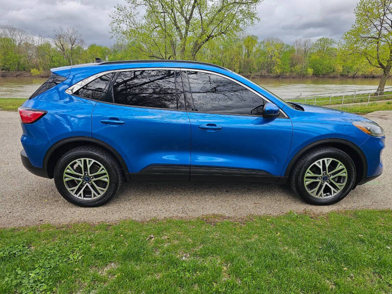 Used 2020 Ford Escape SEL with VIN 1FMCU9H63LUA25949 for sale in Terre Haute, IN