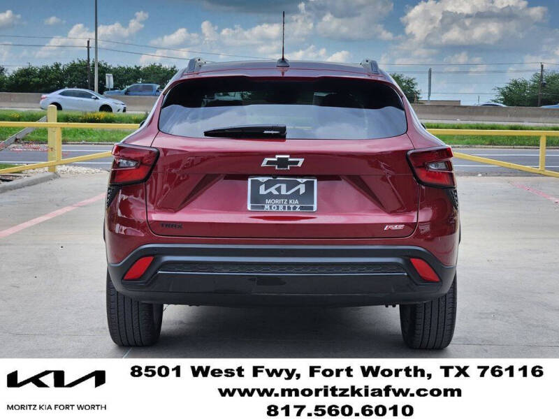 2025 Chevrolet Trax RS