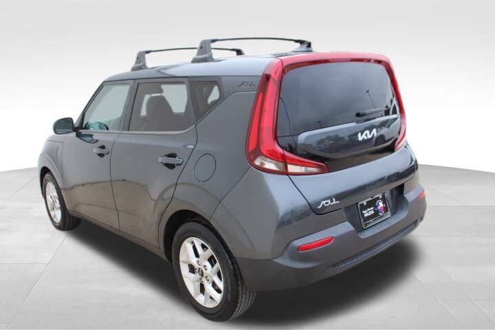 2022 Kia Soul LX