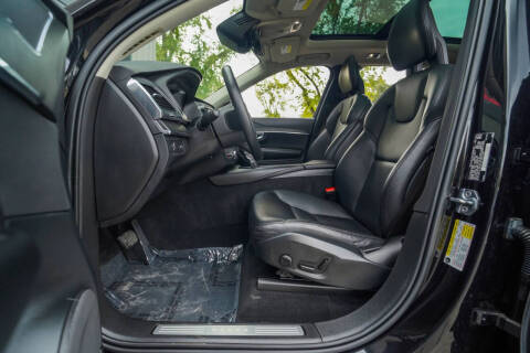 2020 Volvo XC90 T5 Momentum