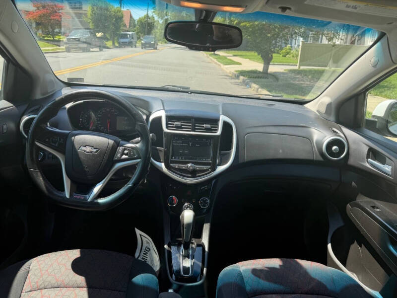 2018 Chevrolet Sonic LT Auto