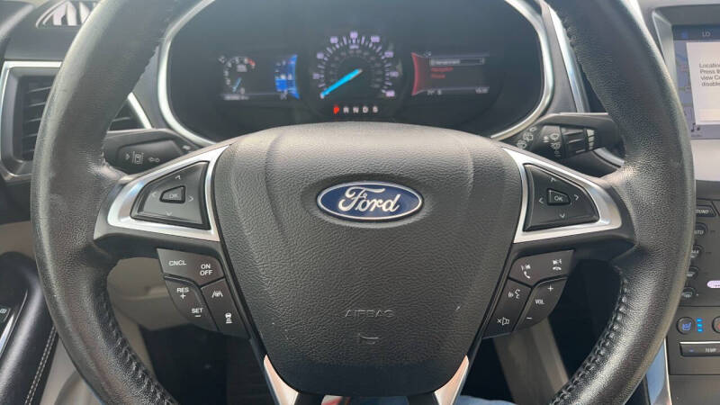 2019 Ford Edge Titanium