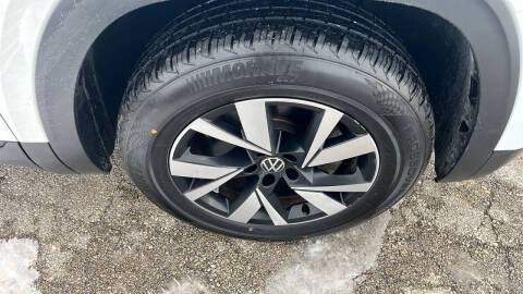 2020 Volkswagen Atlas Cross Sport SE 4Motion