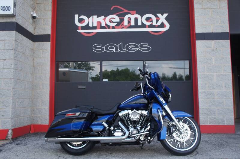 2015 Harley-Davidson Street Glide for sale at BIKEMAX, LLC in Palos Hills IL