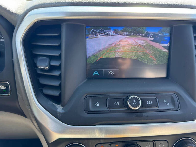 2017 GMC Acadia SLE-2