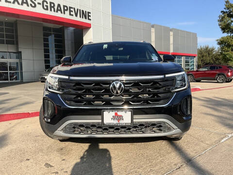 2025 Volkswagen Atlas Cross Sport SE 4Motion