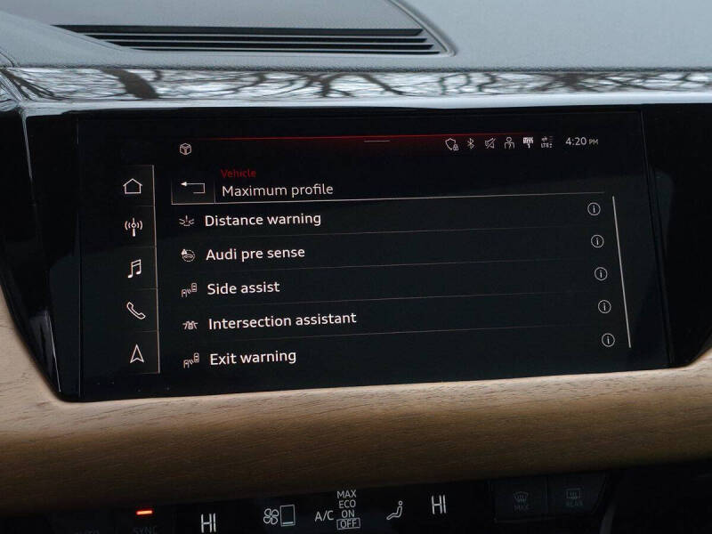 2023 Audi e-tron GT quattro Premium Plus